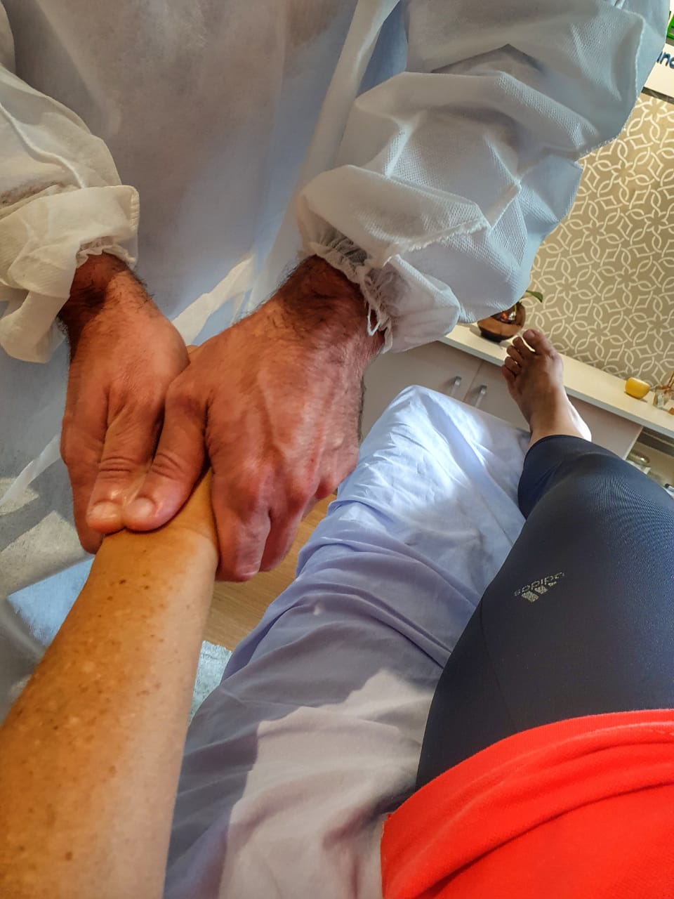 osteopatia mãos 1.jpg