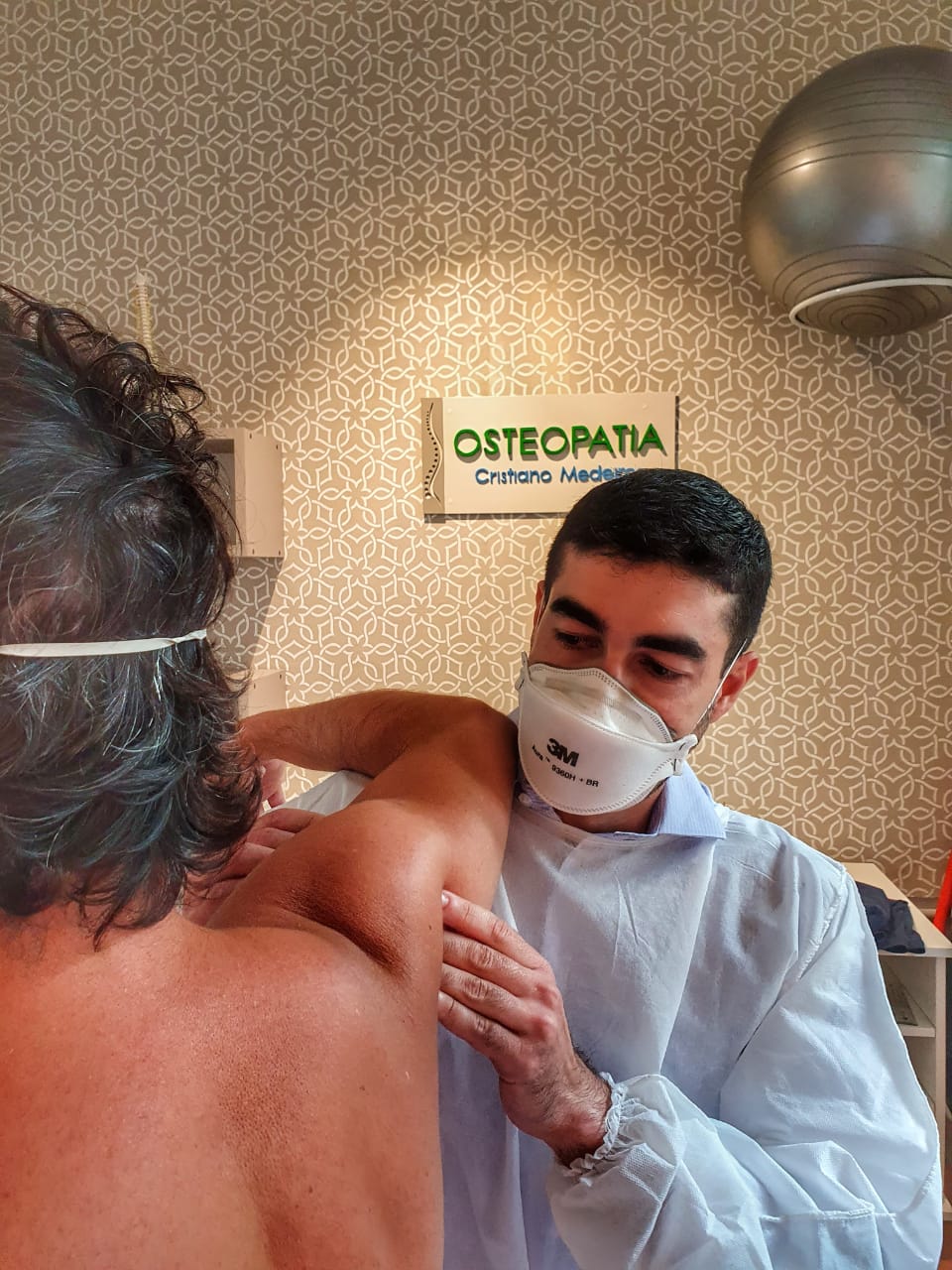 osteopatia ombro 1.jpg